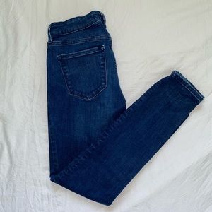 Old Navy Rockstar Super Skinny Built In Sculpt Jeans